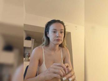 Zvezda_Lola webcam model stream image