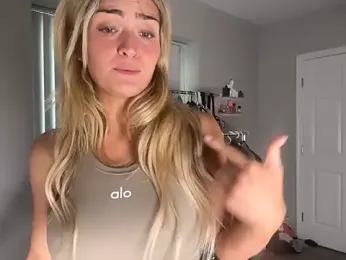 meggsworld webcam model stream image