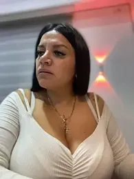 Milff_parkerrr webcam model stream image