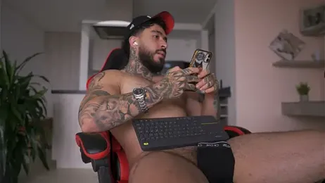 LeoSalvatore_ webcam model stream image