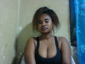 Marie121 webcam model stream image