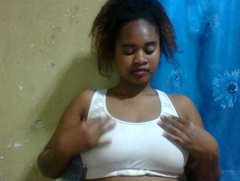 Marie121 webcam model stream image