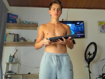 manucute_23_ webcam model stream image