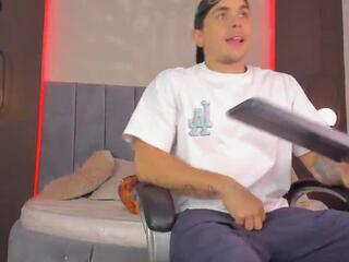 Liam Walker webcam model stream image