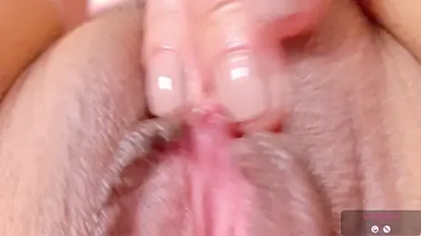 Alu_ryu webcam stripchat model stream image