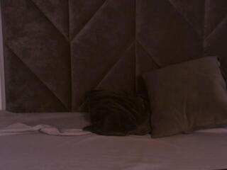 Victoria Riddle webcam model stream image