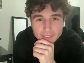 ryan_28747 webcam model stream image