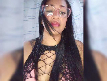 Letty33 webcam model stream image