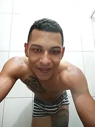 oPretin013 webcam model stream image