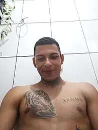 oPretin013 webcam model stream image