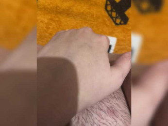 Shalunya1813 webcam model stream image