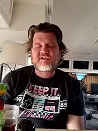 EZs_FuKRoOm webcam model stream image