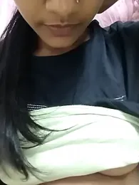 Cute-Janvi-5 webcam model stream image