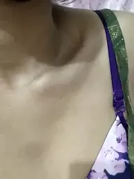 Cute-Janvi-5 webcam model stream image