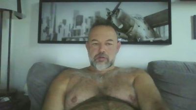 bear70s webcam model stream image