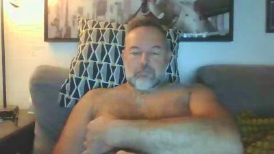 bear70s webcam model stream image