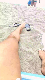 Cricha webcam model stream image