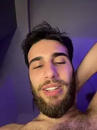 2HARDKURT webcam stripchat model stream image