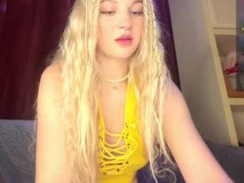 zoe__0 webcam model stream image