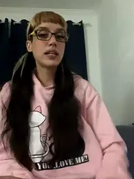 Newmeshh webcam model stream image