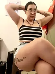 You-kitty2025 webcam model stream image