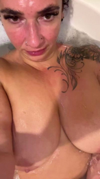 MilfMilliexo webcam model stream image