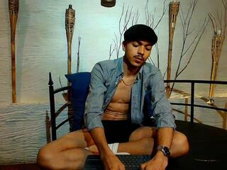 Marcus Reinn webcam model stream image