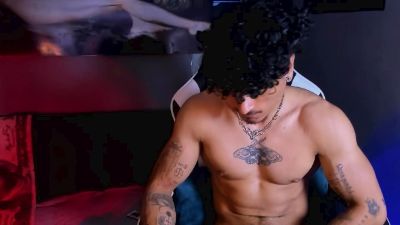 Thomas_fit1 webcam model stream image