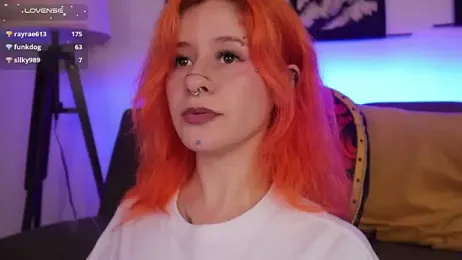 Daarlene webcam model stream image