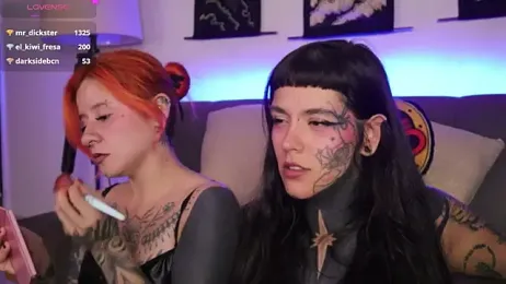 Daarlene webcam model stream image