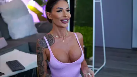 RaquelleVon webcam model stream image