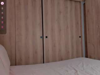 lauracriistina webcam model stream image