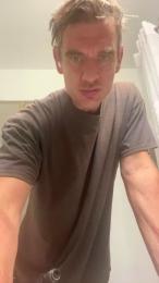 Buttstuff webcam model stream image