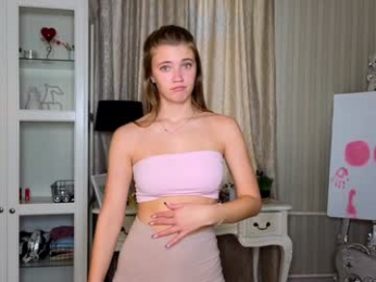 cute_fox_girl webcam model stream image