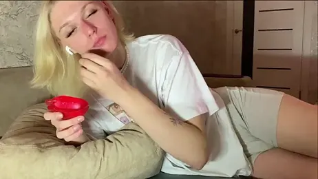 evelina228 webcam stripchat model stream image