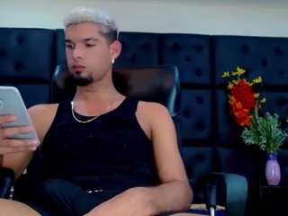 stvbigcocck webcam model stream image