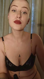 SusieRedd webcam model stream image