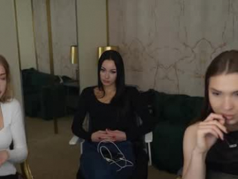 sweetdesiree_ webcam model stream image