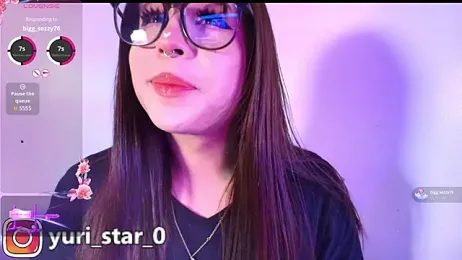 Yuri_Stars webcam model stream image