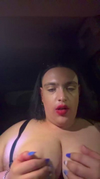 Nina22xxxx webcam model stream image