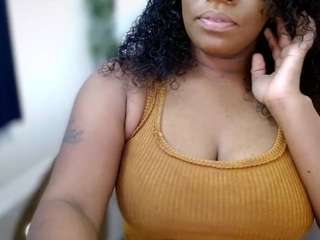 selena42 webcam model stream image