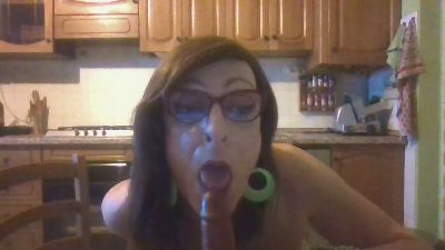 Tiabet webcam model stream image