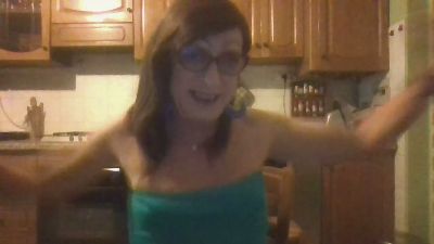Tiabet webcam model stream image
