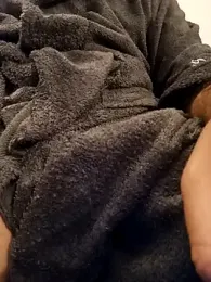 YourBigOne20 webcam model stream image