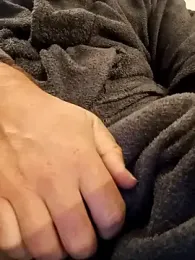 YourBigOne20 webcam model stream image