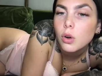 stacywithuu webcam model stream image