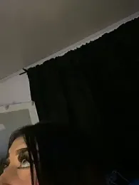 KittyRous webcam model stream image