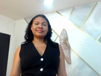 KeiraLuna webcam model stream image