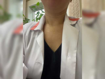 -Jolly- webcam bongacams model stream image