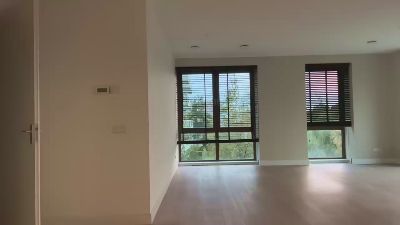 hotbody18y webcam model stream image